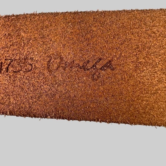 OMEGA Leather Belt in Tan Women's Size Medium - Picture 12 of 12